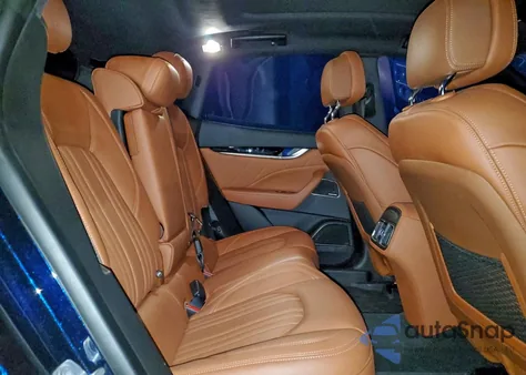 2023 Maserati Levante z USA, uszkodzony, nr VIN NULL